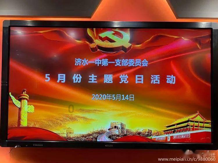 我宝宝五十来天，白天晚上都很会哭闹是缺什么吗？比如说缺钙啊什么的？